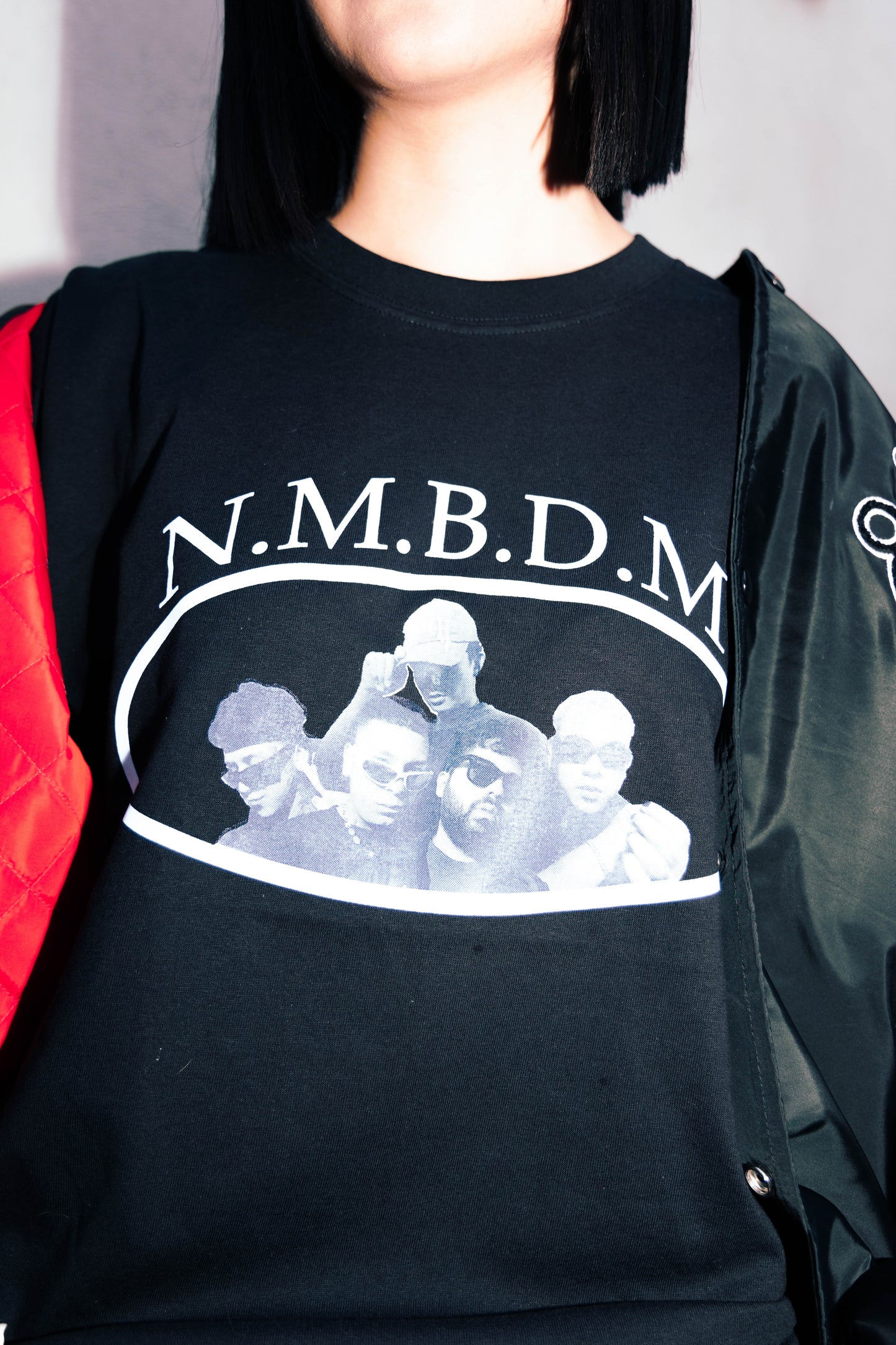 "NMBDM AHAH" Camiseta Unisex Fitting - Negra